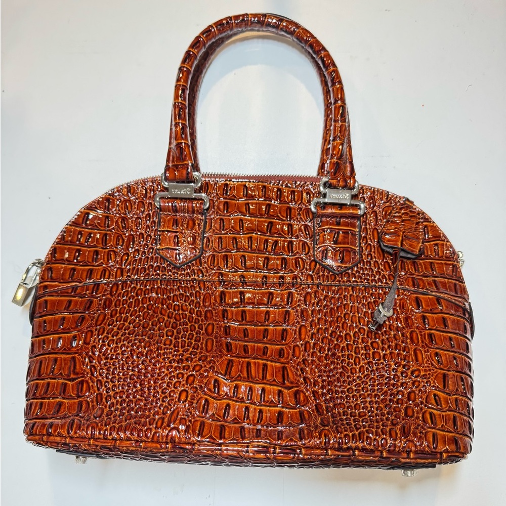 Elegant Brown Sauer Crocodile-Embossed Handbag